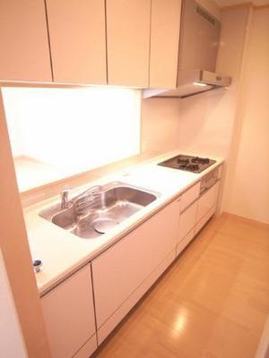 Kitchen. Three-necked gas stove kitchen with grill ☆