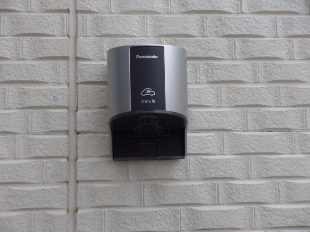 Parking lot. With 200V outlet in the parking lot