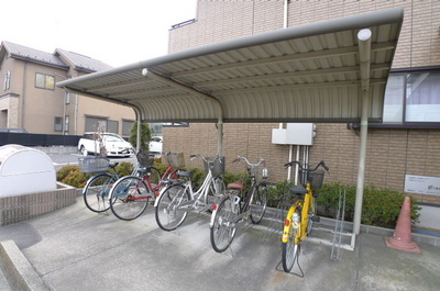 Other common areas. Bicycle-parking space