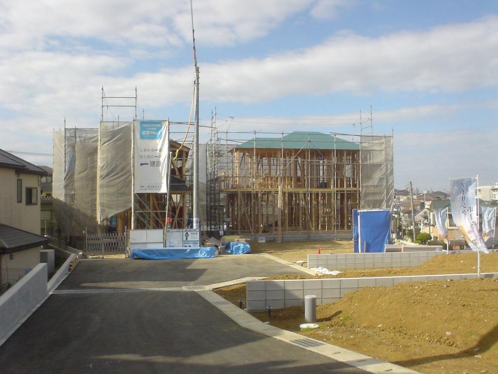 Local appearance photo. Local (12 May 2013) Shooting