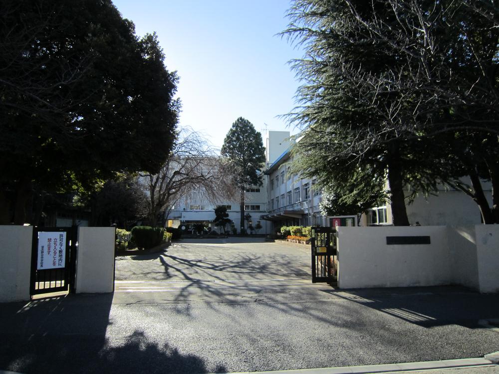 Junior high school. Narashinodai 360m until junior high school