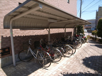 Other common areas. Equipped bicycle parking stations on site! I saved you ^^