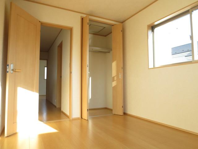 Non-living room. Second floor west Western-style