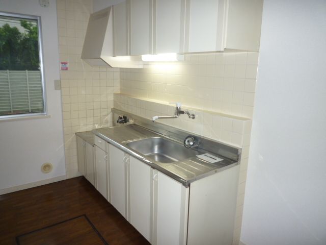 Kitchen. Gas stove installation Allowed