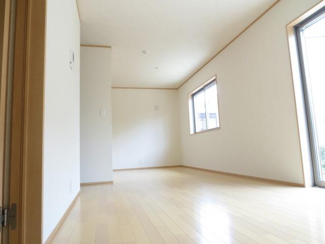 Living. The company construction photo