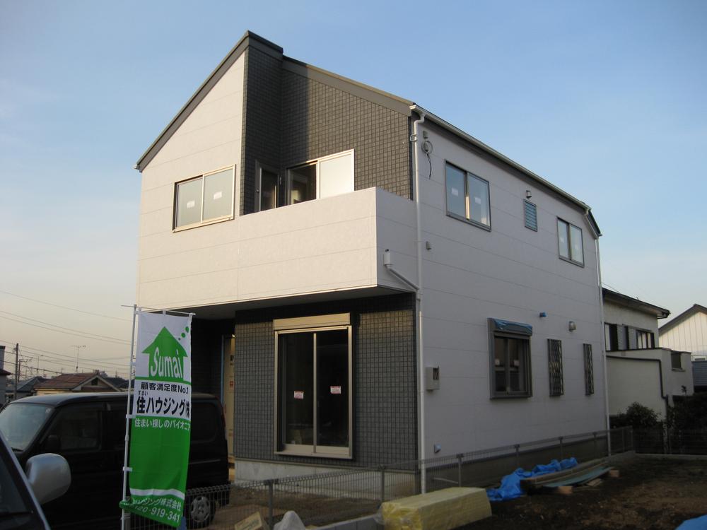 Building plan example (exterior photos). Building plan example (No. 8 locations) Building price 15 million yen, Building area 94.21 sq m  ・ This subdivision within the standard specification