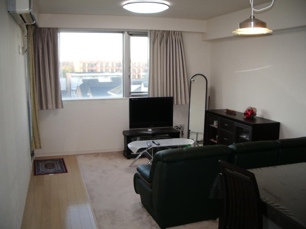 Living. Local (August 2013) Shooting