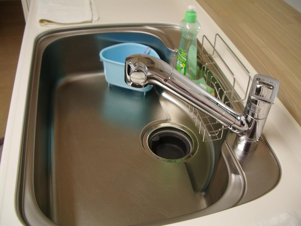 Kitchen. Local (August 2013) Shooting