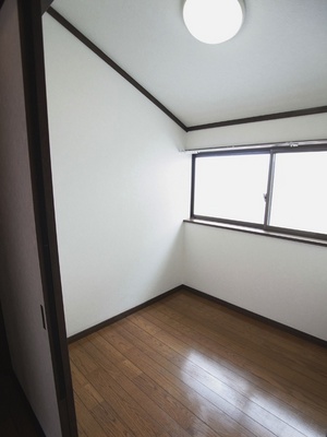 Receipt. Bright and spacious second floor of the closet. Things you Katazuki.