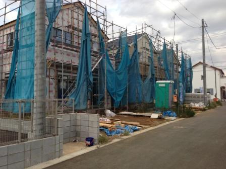 Local photos, including front road. Local (11 May 2013) Shooting