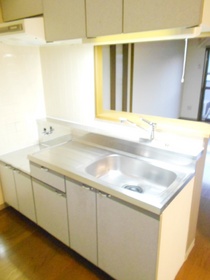 Kitchen.  ☆ Glad counter kitchen