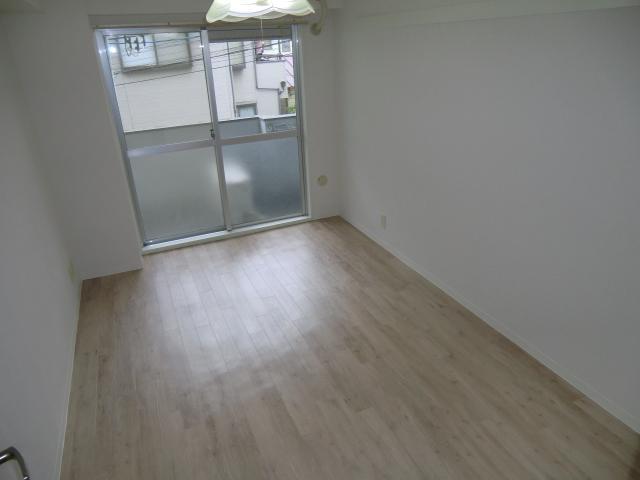 Other room space. The floor is also ready-to-move in the pre-exchange Zhang