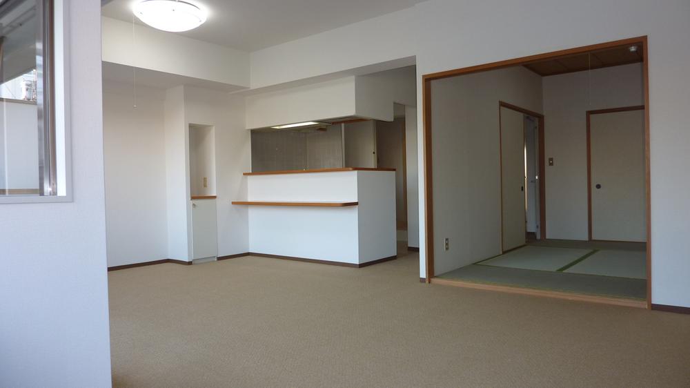 Living. Indoor (11 May 2013) Shooting. Renovated is.