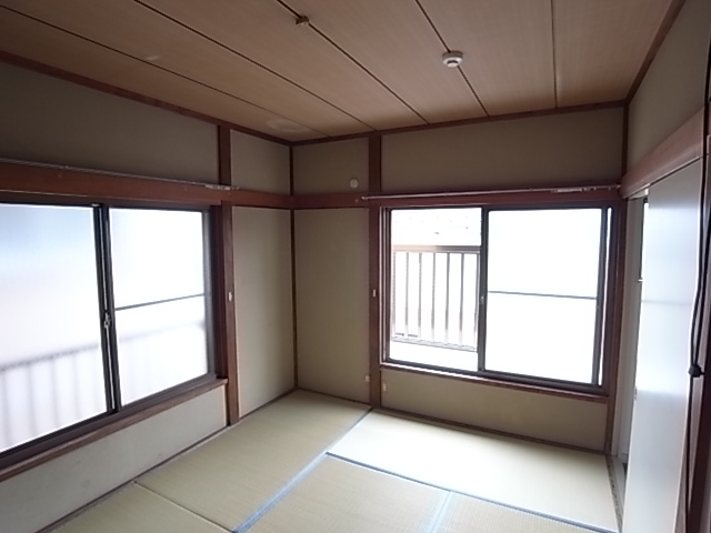 Other room space. There is also next to the window on the second floor of a Japanese-style room