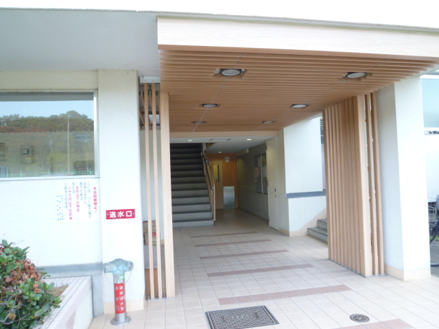 Entrance. Entrance is a renovation already