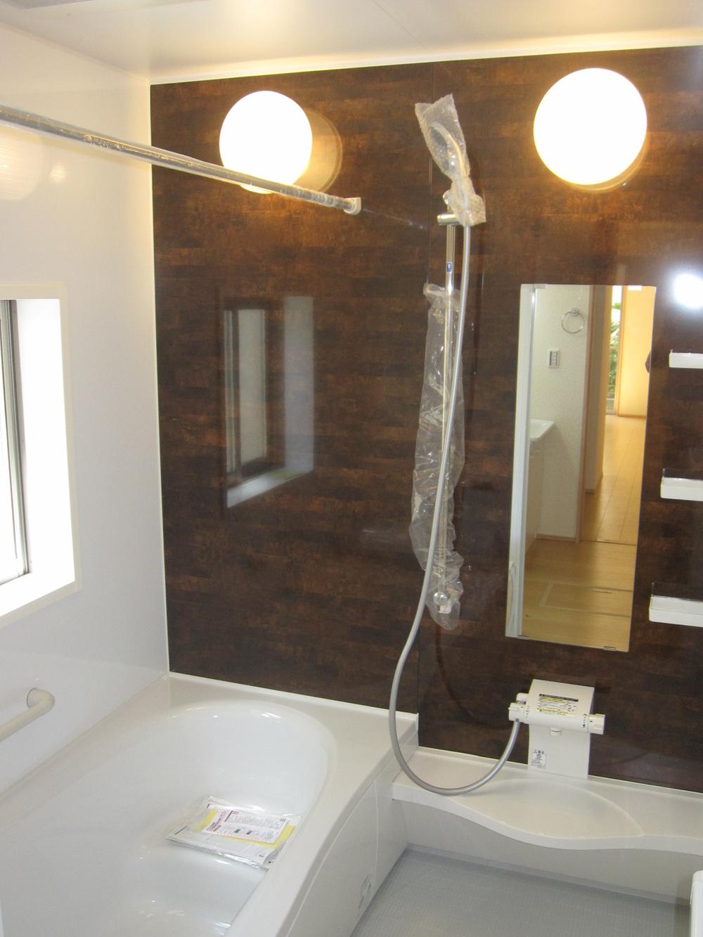 Same specifications photo (bathroom). Panasonic's system bus Full bath ・ Spacious tub can enjoy sitz bath Cleaning Easy floor With bathroom ventilation dryer