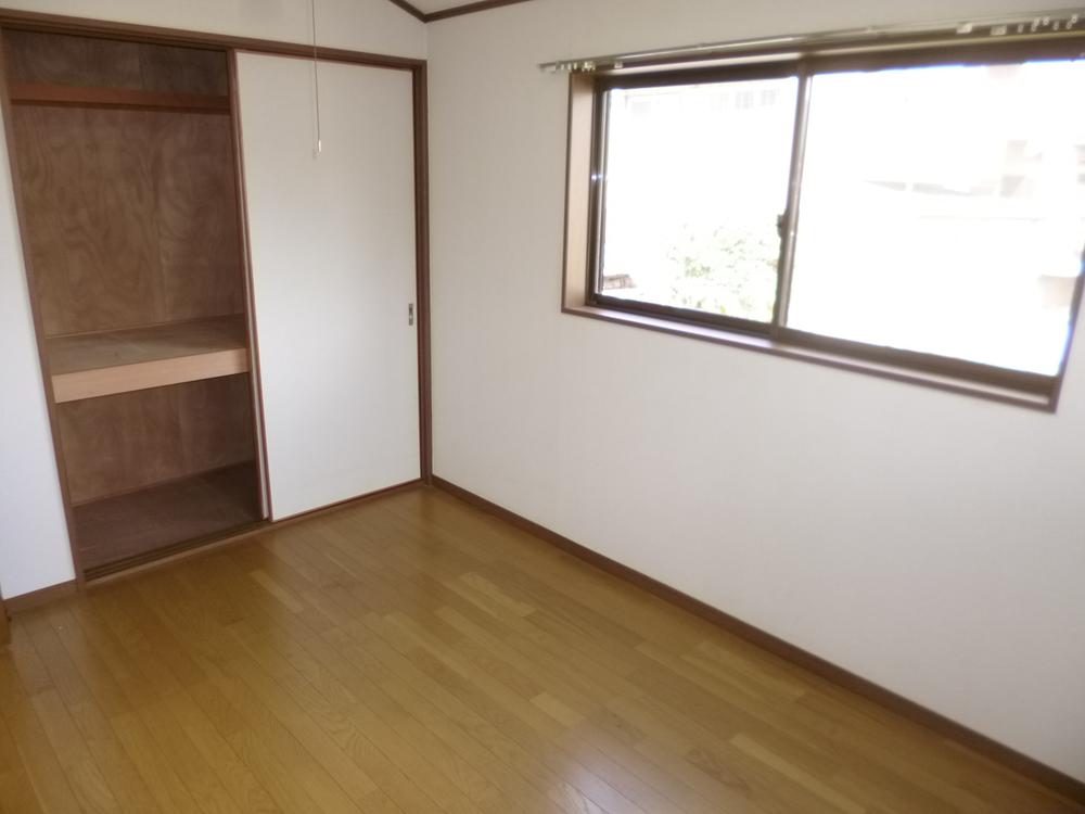 Non-living room. Western-style 3