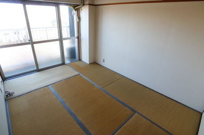 Living and room. Japanese-style room 6 quires