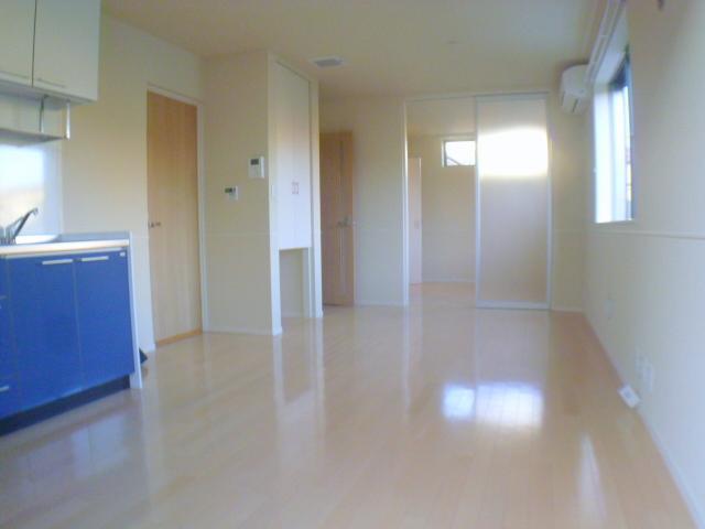 Living and room. Of clean flooring 1LDK