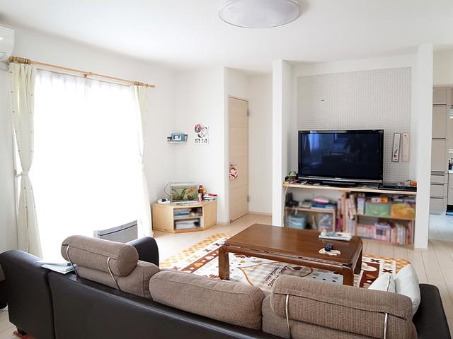Living. Living with a living-in stairs and living counter