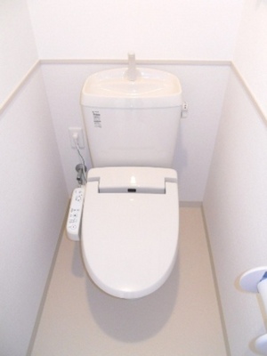 Toilet.  ※ It is a warm water washing toilet seat. 