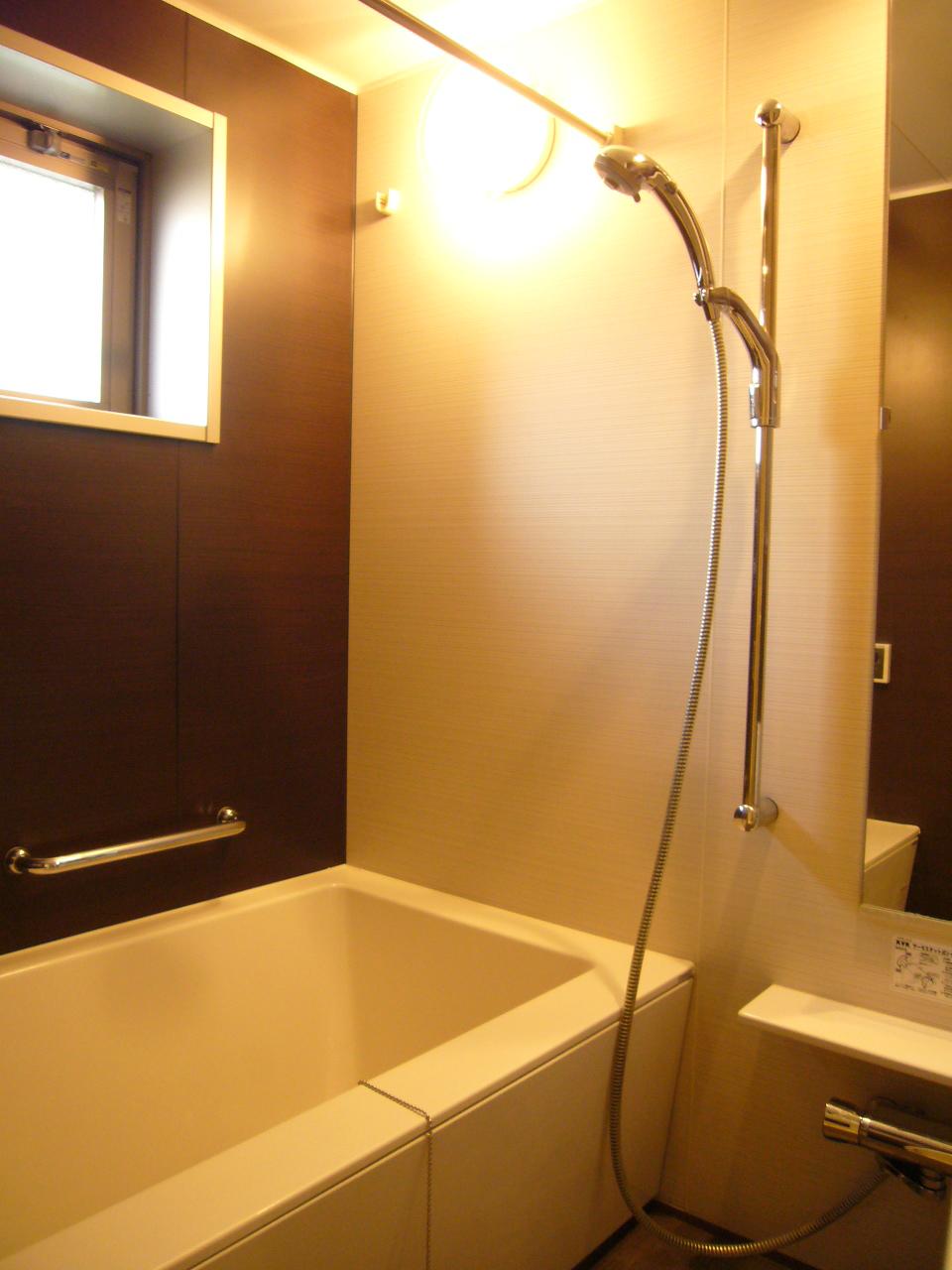 Bathroom. Indoor (11 May 2013) Shooting