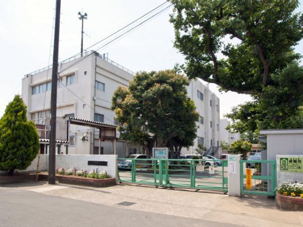 Primary school. 530m Funabashi Municipal Kosato elementary school to elementary school