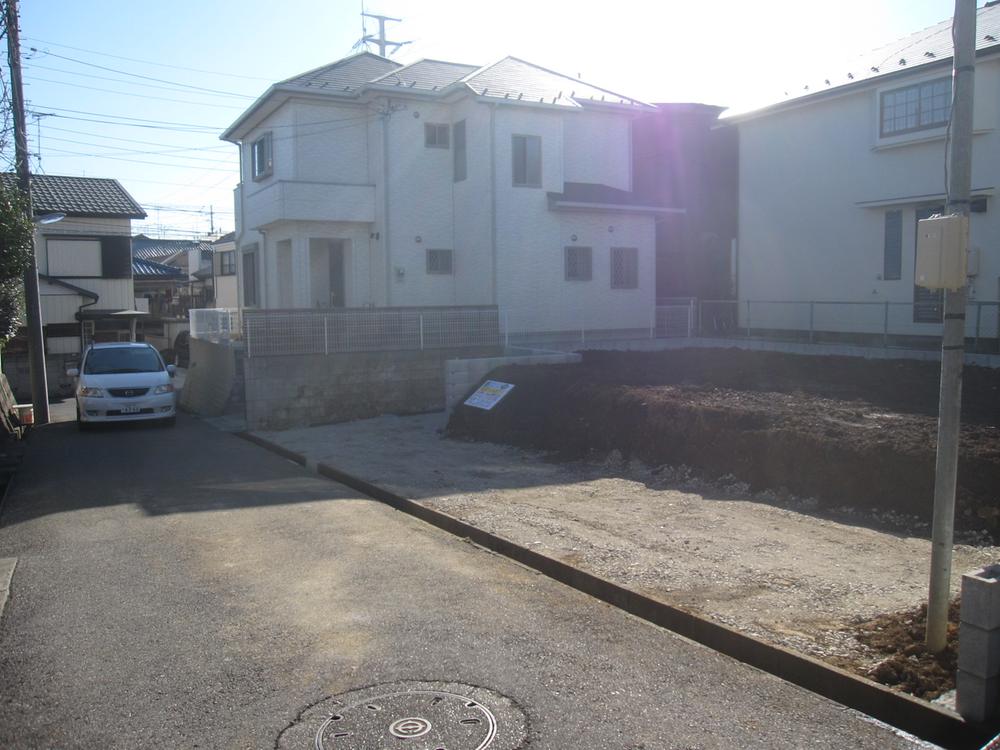 Local appearance photo. Local (12 May 2013) Shooting