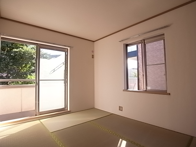 Other room space. Please relax slowly in a good Japanese-style room of per yang.
