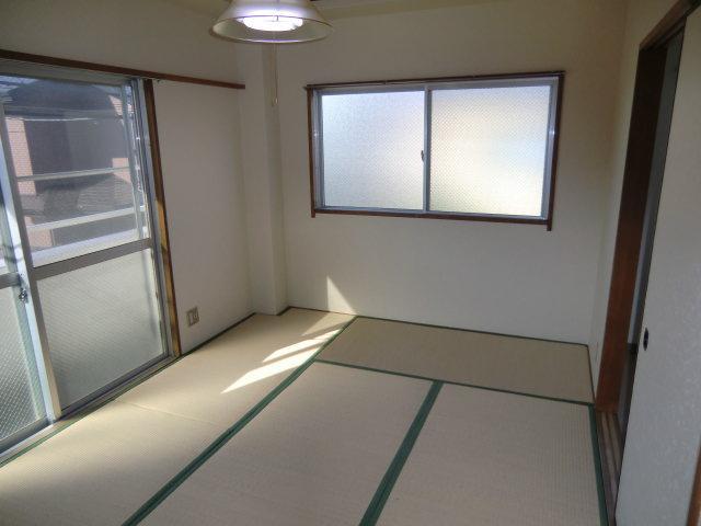 Other. It will calm the tatami is in one room