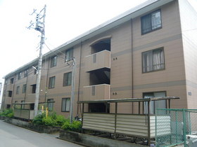 Building appearance. For further information, please contact housemates Funabashi shop 047-435-760