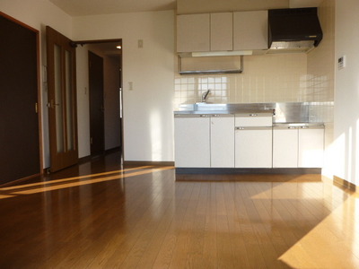 Living and room. Family reunion in the bright dining kitchen