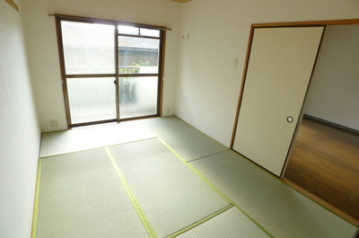 Living and room. Japanese-style room 6 quires