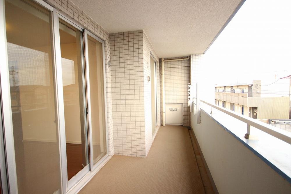 Balcony. Wide wide balcony