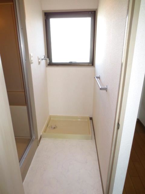 Washroom. Is Indoor Laundry Area.