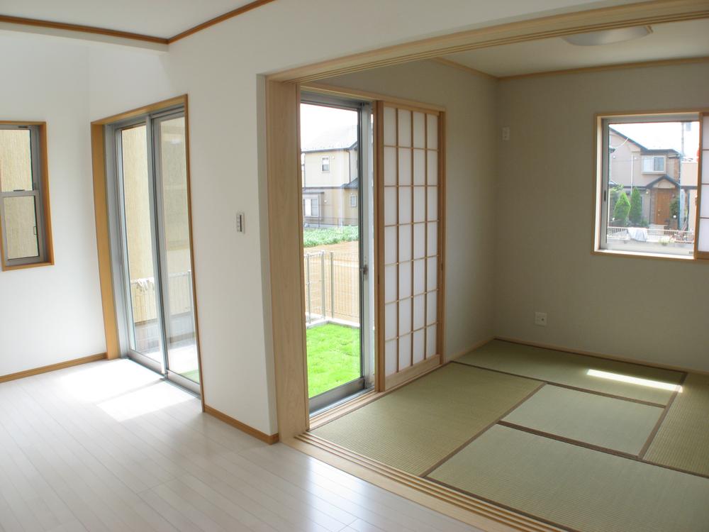 Other introspection. Indoor (July 2013) Shooting