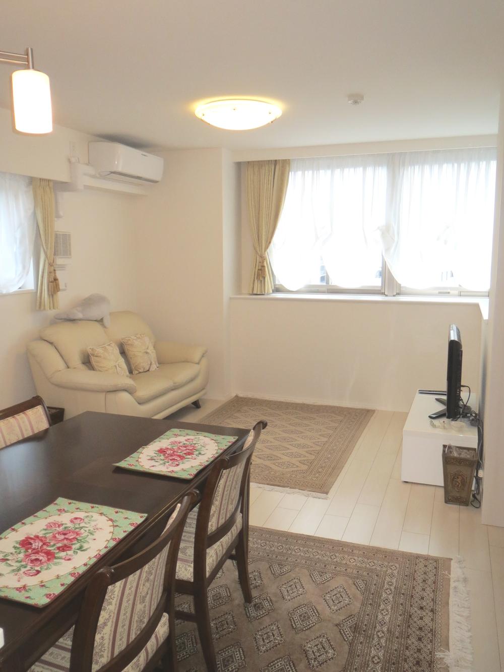 Living. Indoor (11 May 2013) Shooting