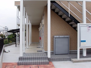 Other common areas. Building entrance