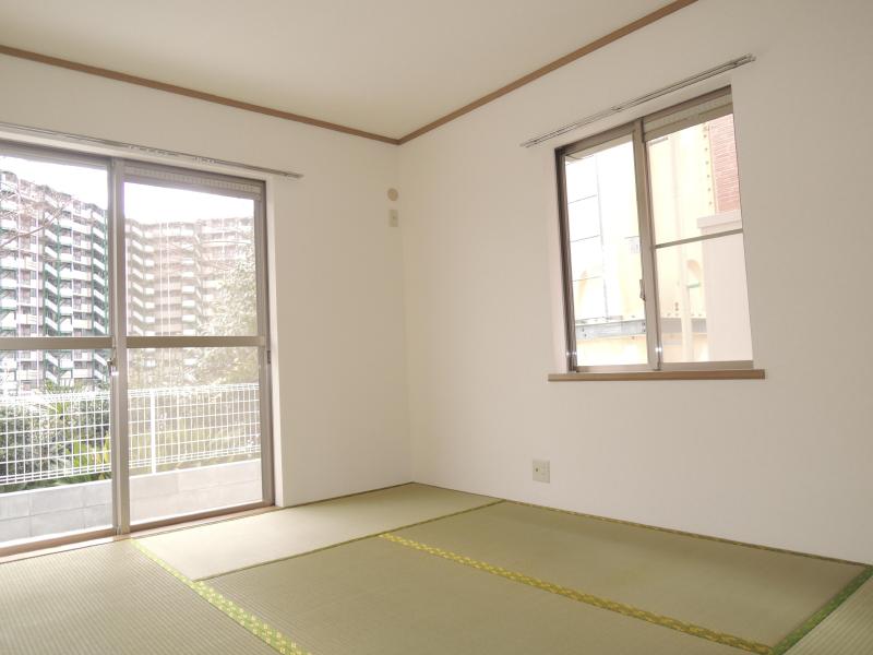 Other room space. It will settle down after all Japanese-style