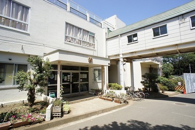 Junior high school. 689m to Funabashi City Maehara junior high school (junior high school)