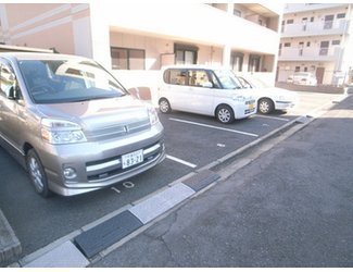 Parking lot. Parking 12,600 yen