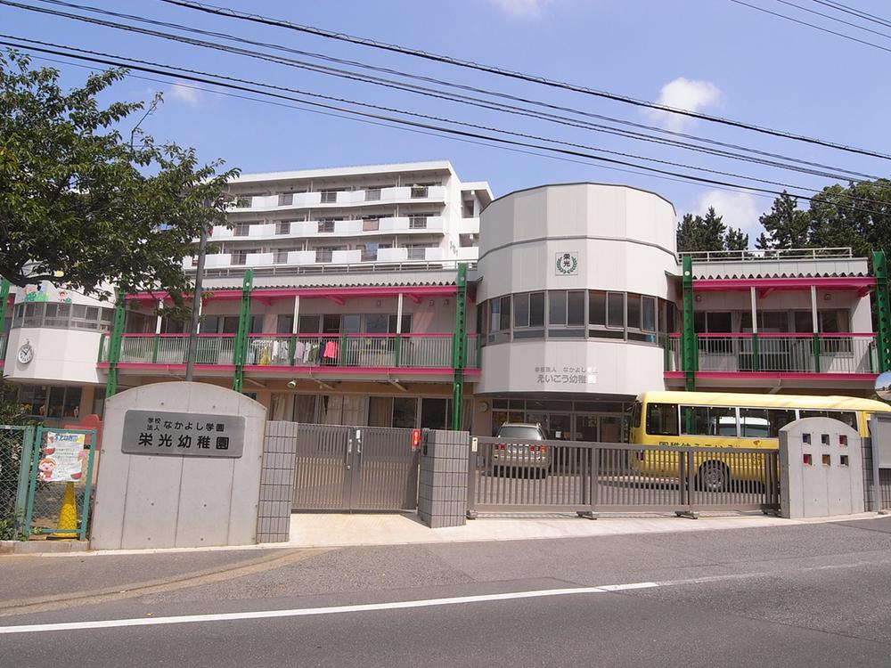 kindergarten ・ Nursery. 700m to glory kindergarten