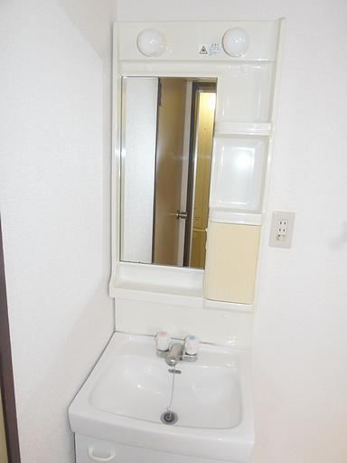 Washroom. There is a bay window is bright Western-style