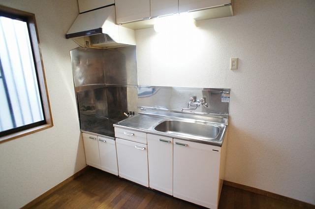 Kitchen. Indoor image (photo on the first floor)