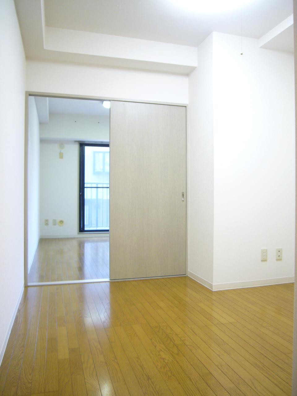 Non-living room.  ◆ Western-style (center) (12 May 2013) Shooting