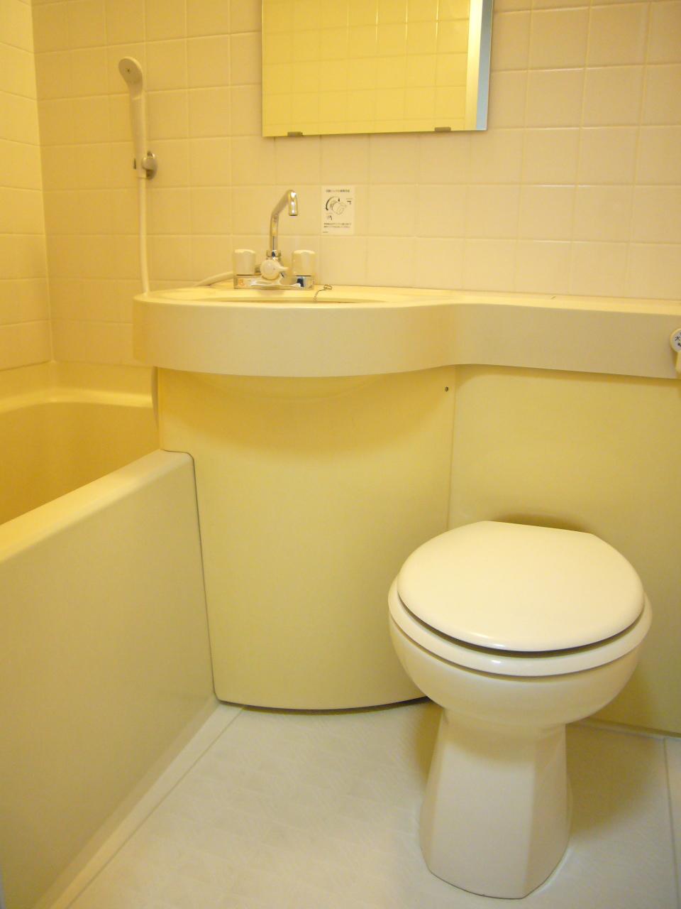 Bathroom.  ◆ Bathroom (12 May 2013) Shooting