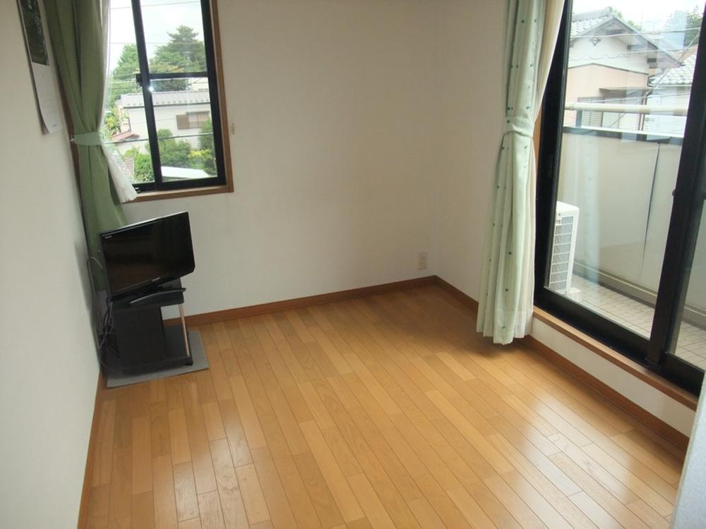 Non-living room. 2F Western-style About 4.6 Pledge