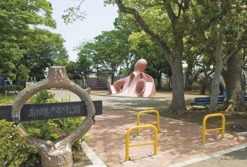 Other. Dotted with lush magnitude of the park. Rich fun playground equipment, Takanekido No. 3 Park (photo) is a short walk 1 minute, Distance that can come into play to feel free at any time.