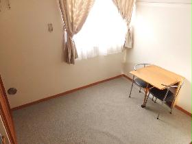 Living and room. Carpet specification table is foldable