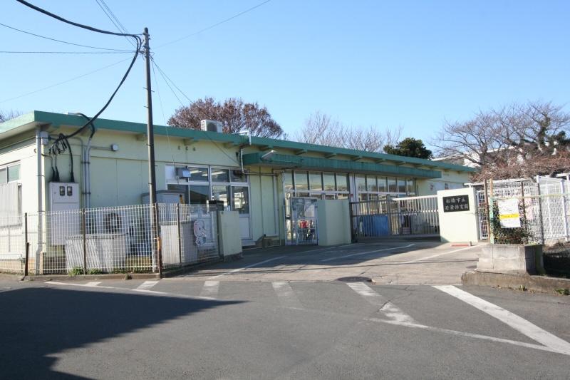 kindergarten ・ Nursery. 383m to Funabashi Municipal Wakaba nursery